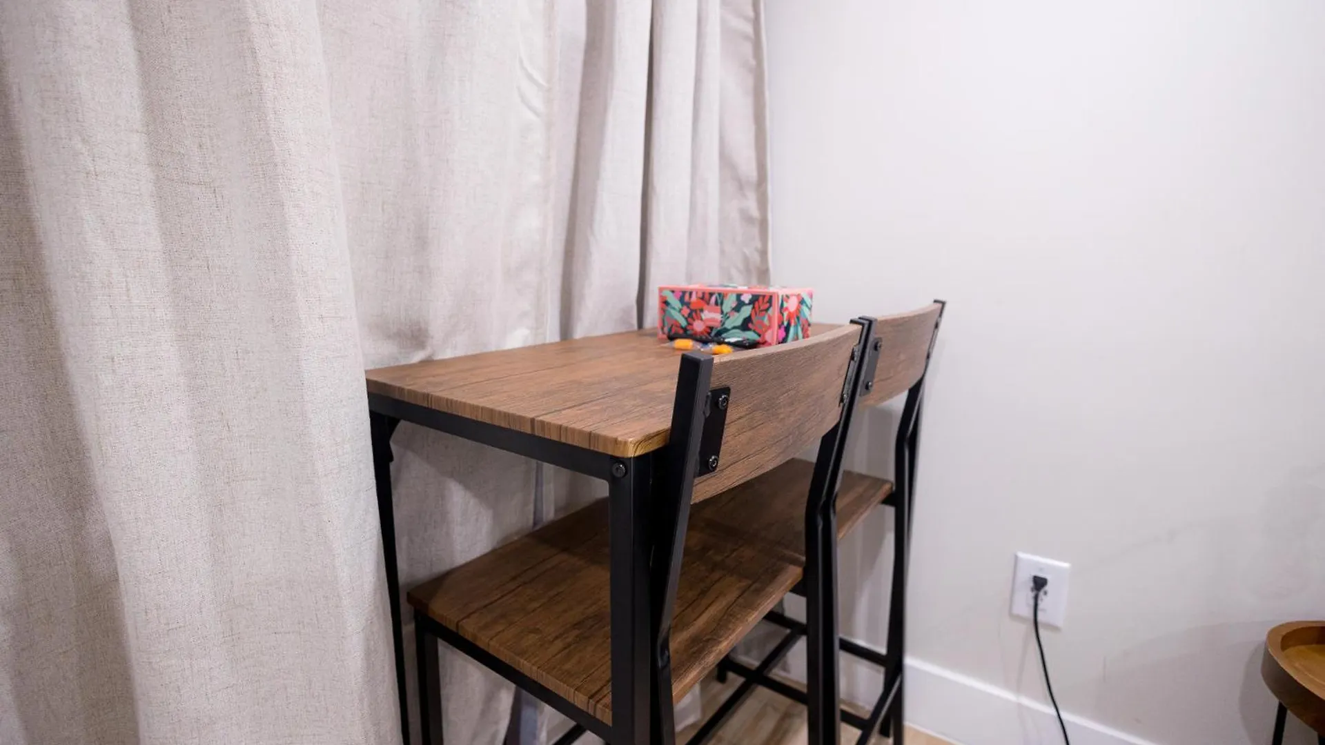 ניו יורק C8 Crown 1 Bedroom Apartment