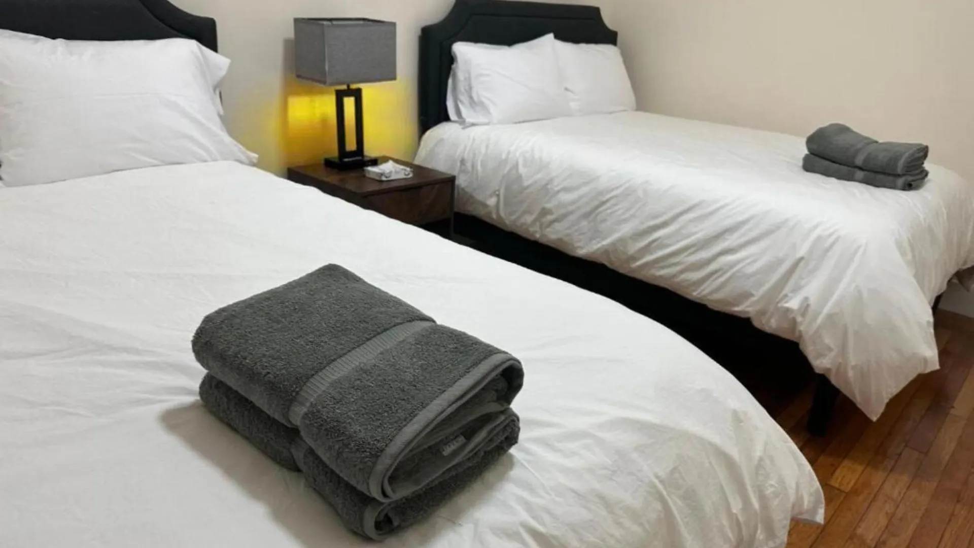 ניו יורק C8 Crown 1 Bedroom Apartment ארצות הברית